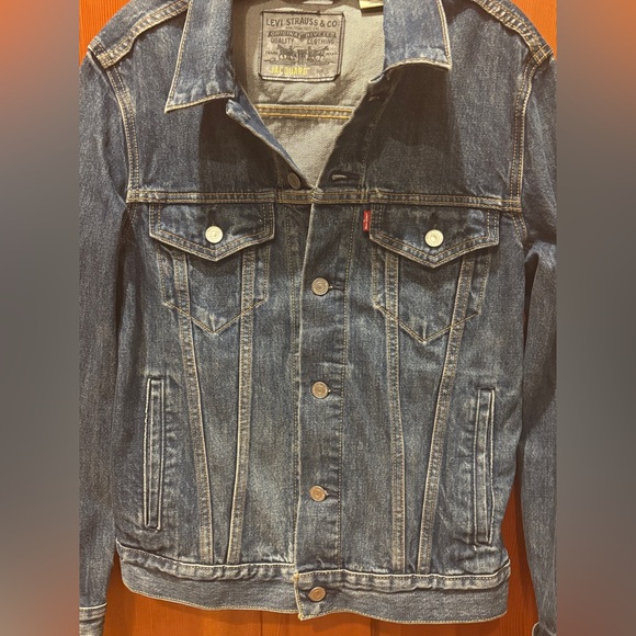 Levi’s Trucker Jacket with Jacquard By Google - Picture 10 of 17